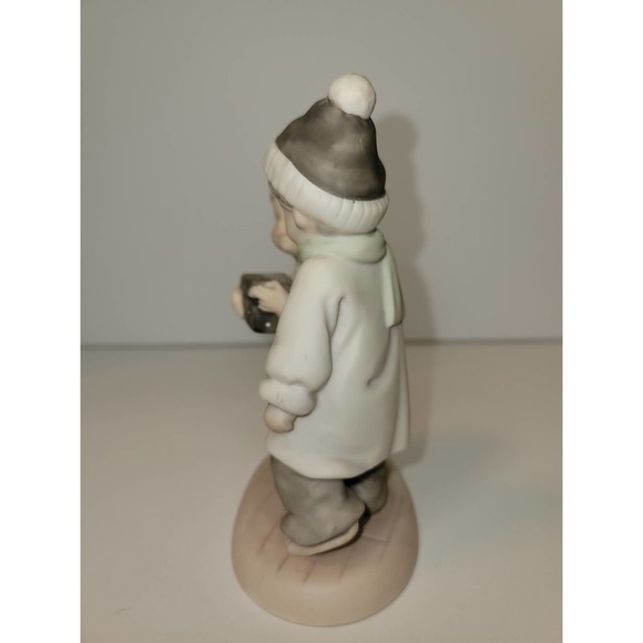 Kim Anderson’s Enesco 1997 Figurine Love is the Greatest Gift of All 284475 - Picture 3 of 8